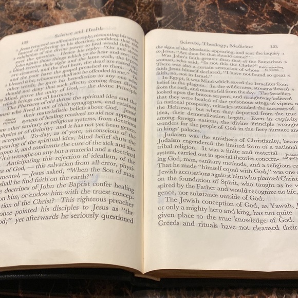 Science and Health with Key to the Scriptures by Mary Baker Eddy 1934 - Picture 9 of 12